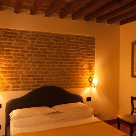 Palazzo Benucci Bed & Breakfast San Gimignano Eksteriør bilde