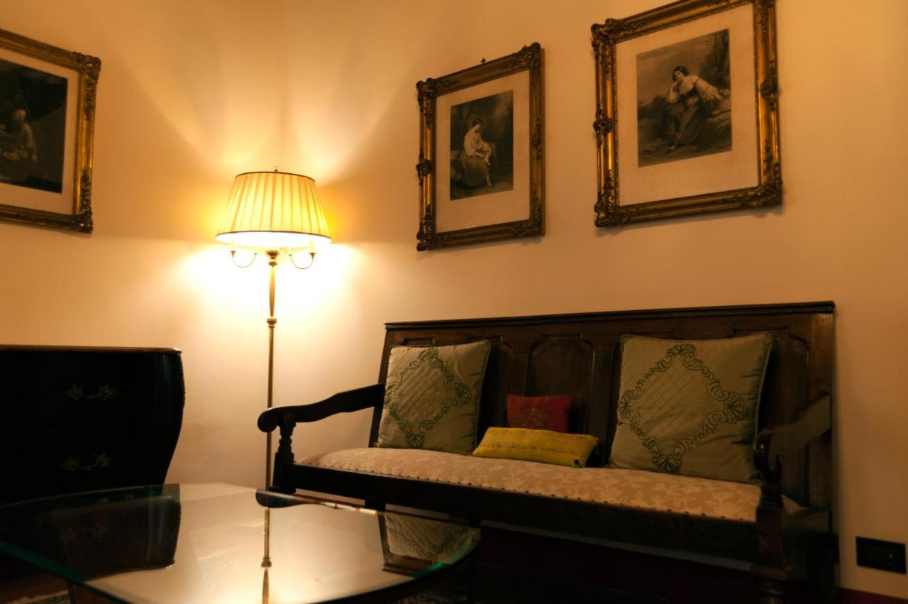 Palazzo Benucci Bed & Breakfast San Gimignano Eksteriør bilde